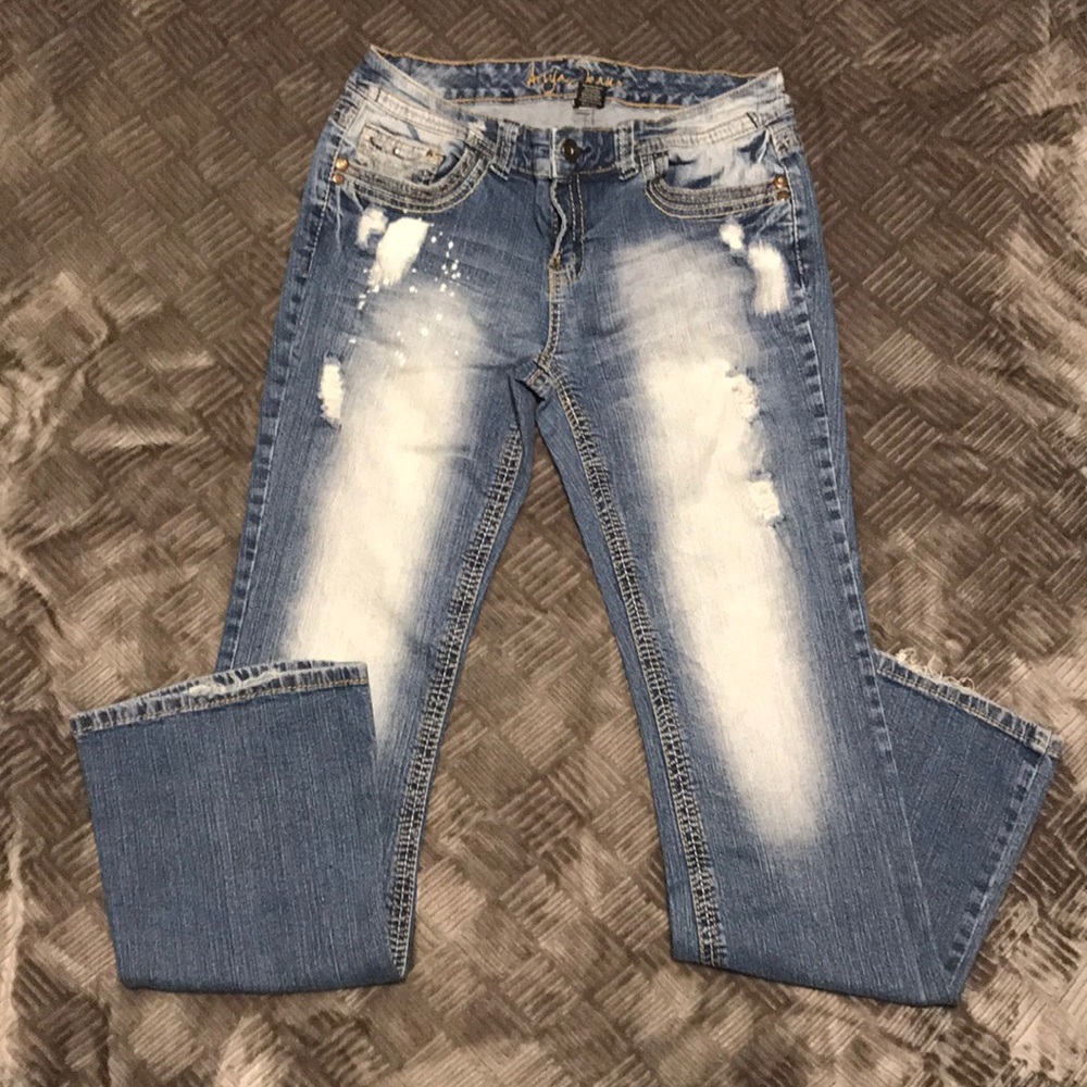 Ariya Jeans